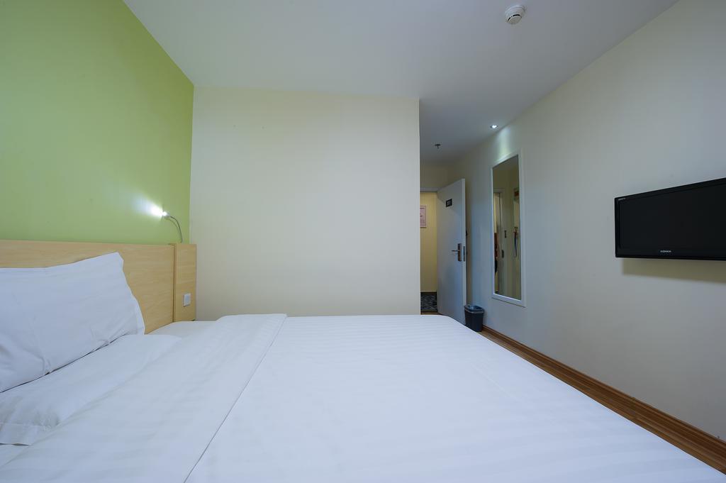 7Days Inn Chengdu Yulin Province Stadium Номер фото