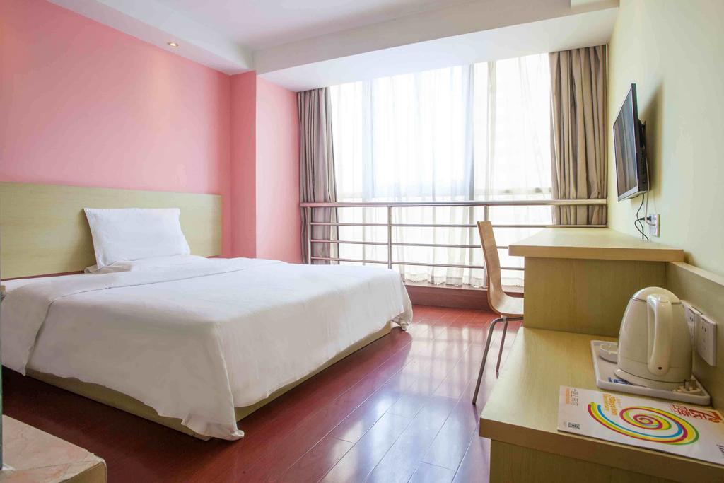 7Days Inn Chengdu Yulin Province Stadium Экстерьер фото